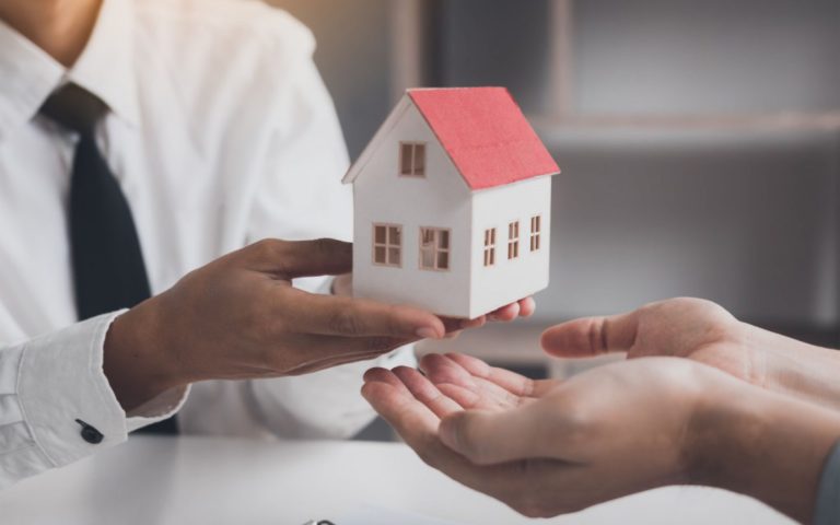 Sell Your House Fast in Murrieta, CA: We Buy Houses!